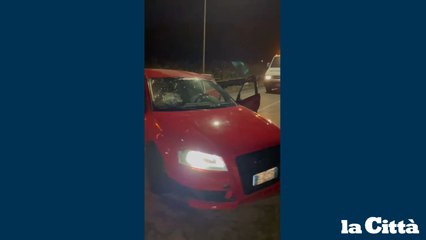 Battipaglia, ladri in fuga si schiantano contro auto