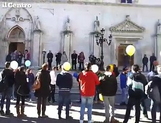 Sulmona, in 1.500 al flash mob per le vittime dei nazisti