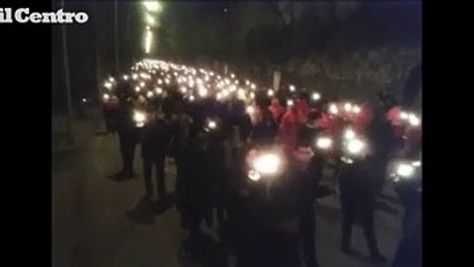 L'Aquila 5 anni dopo, la fiaccolata silenziosa per ricordare i martiri del sisma