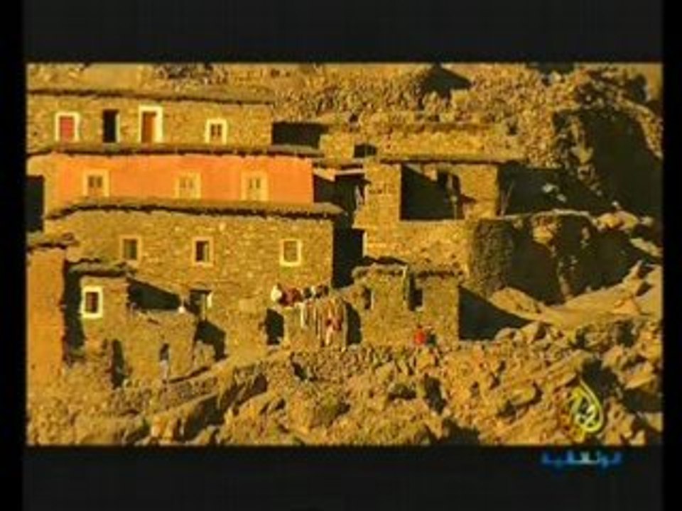 TAHAR BENJELLOUN RACONTE LE MAROC