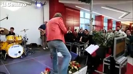 Festa al "Centro d'Abruzzo" con lo show di Ballantini