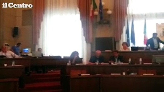 Pescara, sit in dei sindacati contro la manovra delle tasse