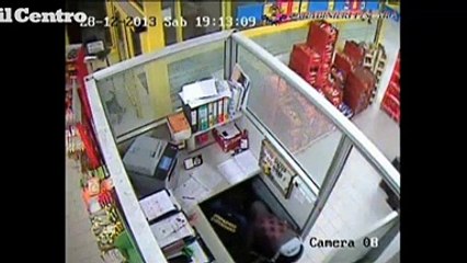 Rapina con pistola al supermercato, quattro giovani in manette a Popoli