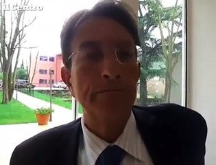 Ricostruzione L'Aquila, Cialente restituisce la fascia: "Lo stato ci ignora"