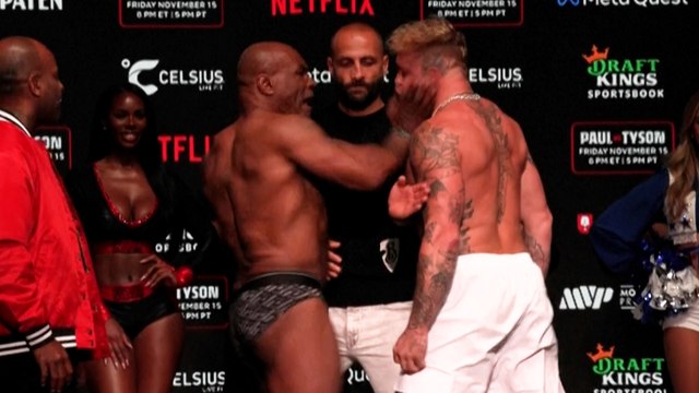 Mike Tyson gifle Jake Paul avant leur combat de boxe