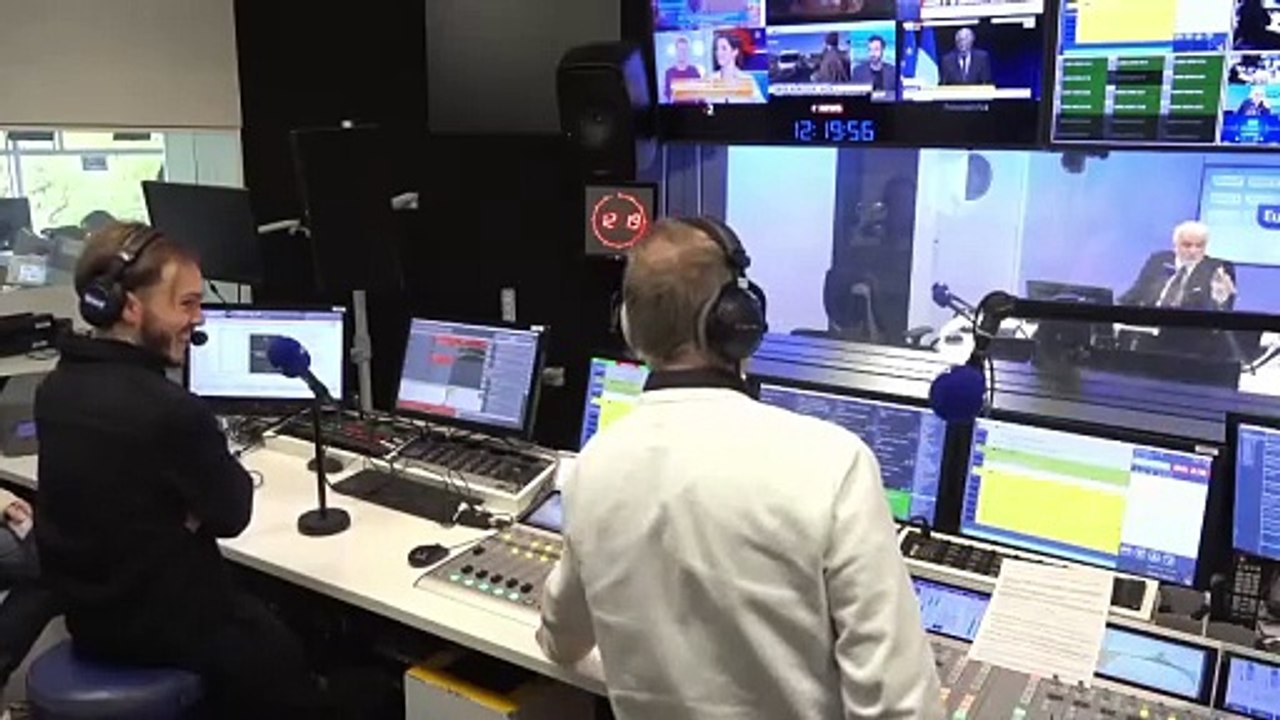 Pascal Praud et vous - Baisse inédite de la natalité en France : «On est dans une société mortifère qui a peur de la vie», affirme une auditrice