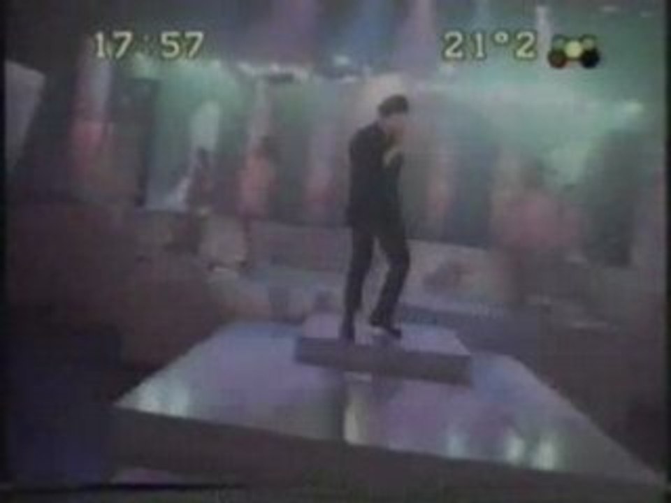 Jugate conmigo - Clip de la canción Mariposa mía