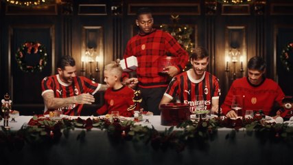Milan, a cena con Leao, Theo e Baresi. Il video di Natale è bellissimo