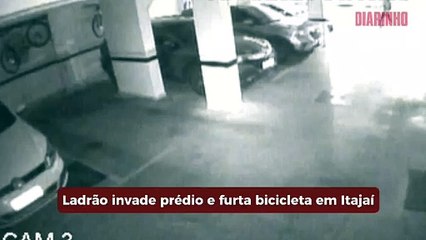 Ladrão invade prédio e furta bicicleta