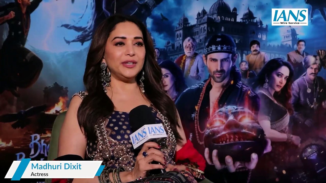 Bhool Bhulaiyaa 3: Madhuri praises Vidya & Kartik as the most hardworking actor