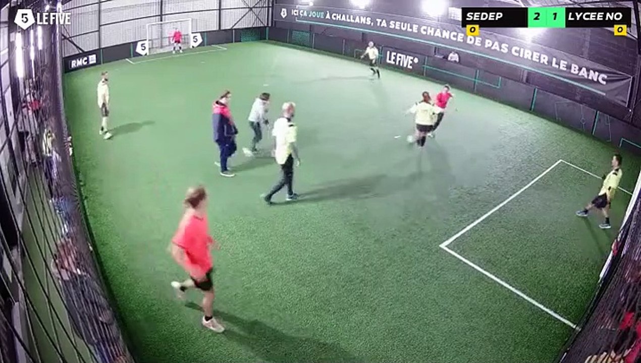 SEDEP - LYCEE NOTRE DAME 15/11 à 20:44 - Football Terrain 1 (LeFive Challans)
