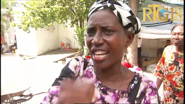 Plizyè fanmi nan Solino al refijye yo nan anèks ministè edikasyon nasyonal Nazon an.