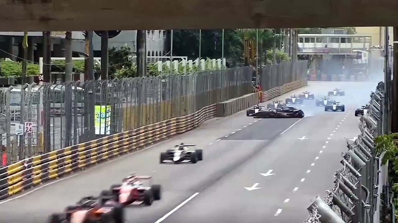 FR World Cup 2024 Macau Qualifying Race Start Ogawa Taponen Hard Crashes