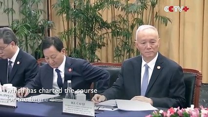 Xi Says China to March Hand-in-Hand with Singapore on Road of Modernization