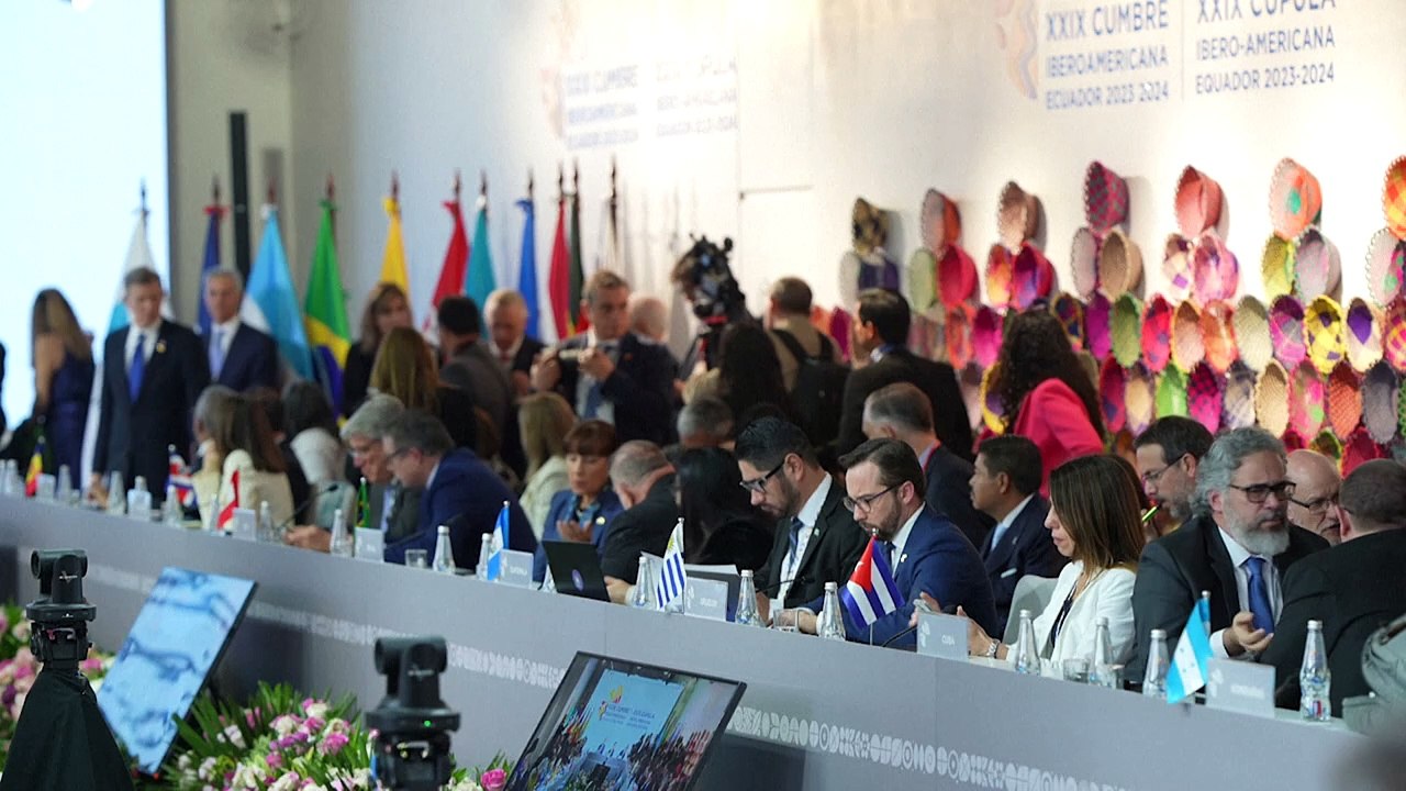 Cumbre Iberoamericana de Ecuador cierra sin con...