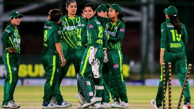 PCB announces central contract for women's cricketers, promotion of Fatima and Muniba Ali