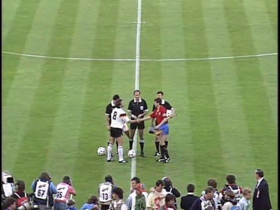 1988 UEFA European Football Championship Germany FR v Spain 17th JUN 1988