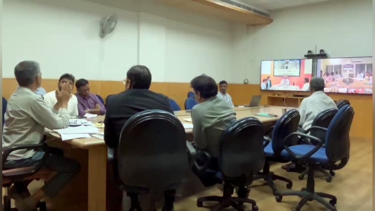 ಕಾಲಮಿತಿಯೊಳಗೆ ಬಗರ್ ಹುಕುಂ ಅರ್ಜಿ ವಿಲೇಗೊಳಿಸುವ ಅಧಿಕಾರಿಗಳಿಗೆ ಅಭಿನಂದನೆ, ಕೆಲಸ ಮಾಡದ ಅಧಿಕಾರಿಗಳಿಗೆ ನೊಟೀಸ್: ಕೃಷ್ಣ ಬೈರೇಗೌಡ