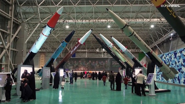 إيران تستعرض قدراتها العسكرية.. صواريخ قادرة على استهداف إسرائيل والقواعد الأمريكية