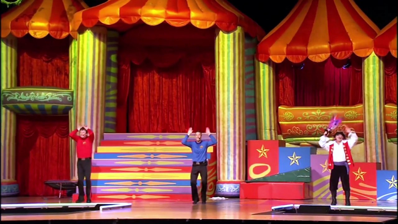 The Wiggles Here Come The Raindeer Live 2008...mp4