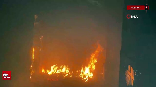 Aksaray'da sobadan yangın çıktı! Alevlere hortumla müdahale etti