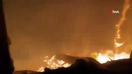 Evin içini saran alevlere vatandaş hortumla müdahale etti