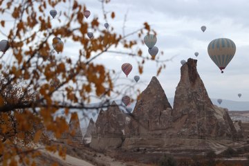 Kapadokya'da sarı ve kahverenginin muhteşem uyumu