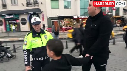 Taksim'de Kaybolan Çocuk Ailesine Kavuştu