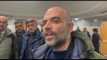 Saviano: "Ancora un rinvio, l'Italia resta Paese a vocazione mafiosa"