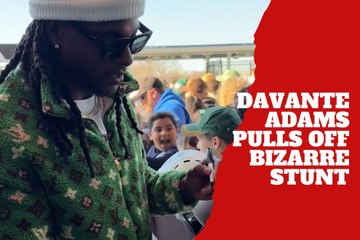 Davante Adams shocks fans by signing random items