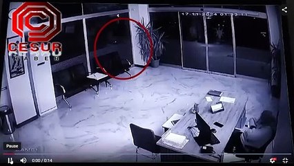 AK Parti Beylikdüzü İlçe Başkanlığı'na saldırı