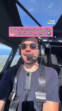 Prêt à prendre de la hauteur et découvrir la Réunion autrement ? 🚁🌴 Avec ULM Aventure, survolez des paysages à couper le souffle : volcans, plages, forêts... tout ça vu d’en haut ! 🌋 🏖️ Que ce soit pour les sensations ou juste pour les vues de malad