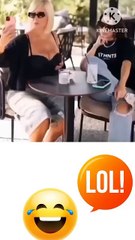 When Selfie gets unexpected......... Lol!!!!😂 😆