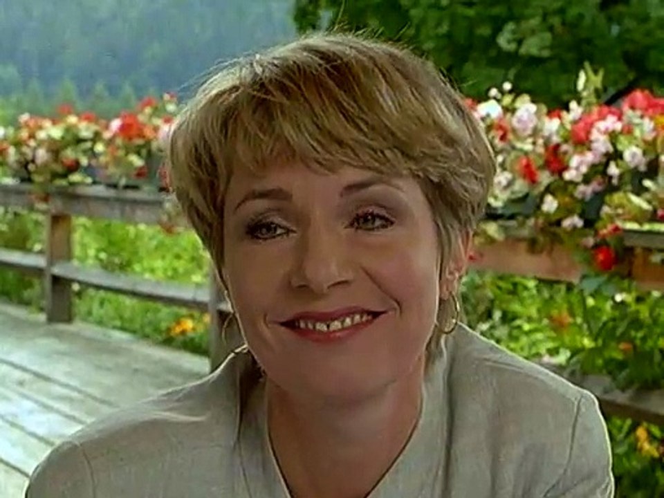 S06E01 - Der Baer ist los