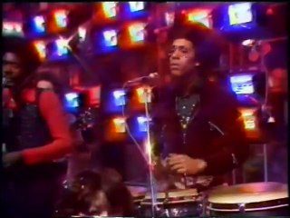 THE HOT CITY BUMP BAND (CHUCK & MAGGIE McKINNEY) - Do What You Wanna Do (Countdown August 31, 1975)