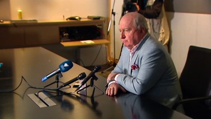 Veteran broadcaster Alan Jones arrested in Sydney amid alleged indecent assault and sexual touching offences investigation