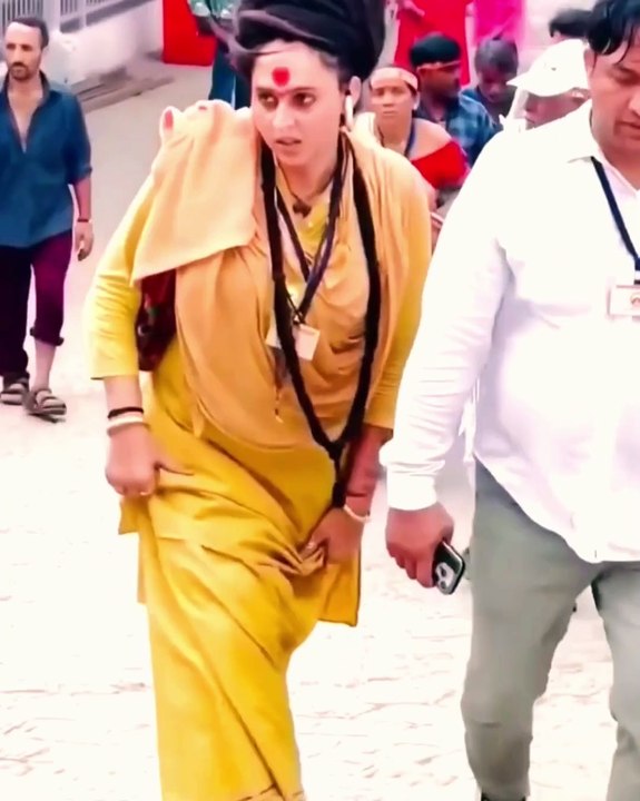 अघोरी मरे हुए लोगों का मांस खाते हैं #reels #shorts #trend #shivshakti #mahakal #अघोरी #Mysticallndia #Spiritualsecrets #शिवभक्त #TrikalDarshi #BanarasMystery @everyone @highlight #everyone