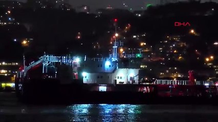 Dev tankerin dümeni kilitlendi, Boğaz gemi trafiğine kapatıldı