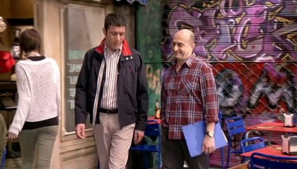 Aida Episodio 10x02 «Omar en tiempos revueltos»