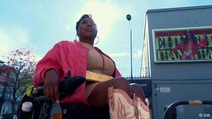 Adaptive fashion for people with disabilities