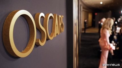 Kevin Costner, Robbie Williams, parata di star ai Governors Awards