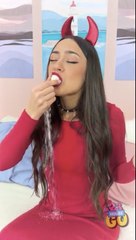 Wow! 😍 Making mega yummy chocolate and candy! 😋 #123gofood #foodhacks #foodrecipes