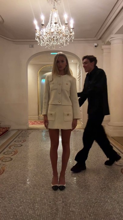 A different type of outfit check