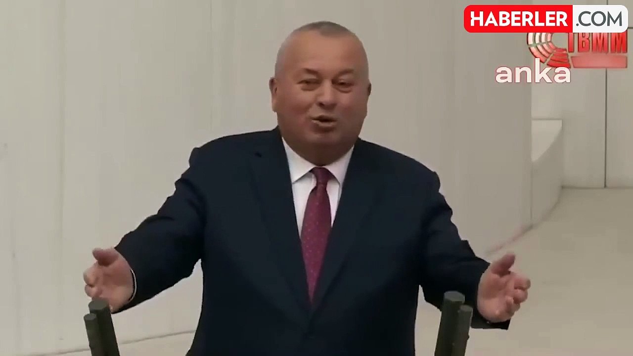 Cemal Enginyurt ve Salih Uzun, Demokrat Parti'den istifa etti