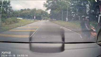 又是“巨型车”出事！疑煞车失灵 吊车撞罗厘 华男受困