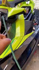 COMBUSTÍVEL ADULTERADO: cliente encontra água no lugar de gasolina em posto de combustível no Caminho de Areia