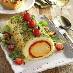 Tronco de puré de patata relleno de piquillos y queso - Cocina Fácil