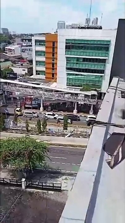 Jasa Cat Dinding Gedung di Ciracas Jakarta Timur | Layanan Pengecatan Dinding Gedung yang Cepat dan Rapi