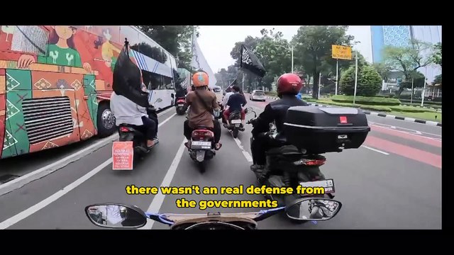 Calling for Jihad and a Caliphate for a Palestinian Solution, Thousands of Jakarta Muslims take part in a Motorcycle Convoy