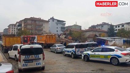 Malatya'da Yıkım Sırasında Kepçe Operatörüne Göçük Düştü